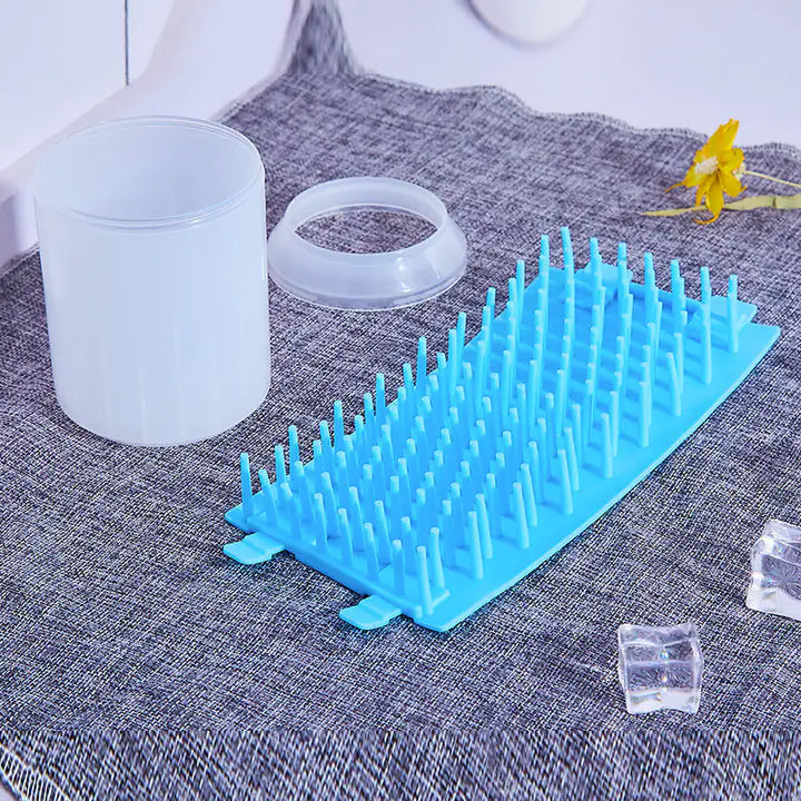 Muddy Paw Cleaning Cup